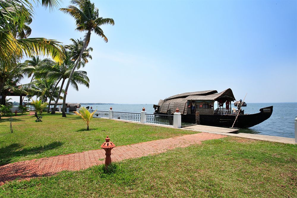 Cocobay Resort Kumarakom Bagian luar foto
